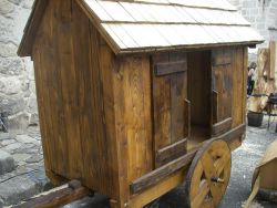 une tsabone (cabane de berger itinérante)